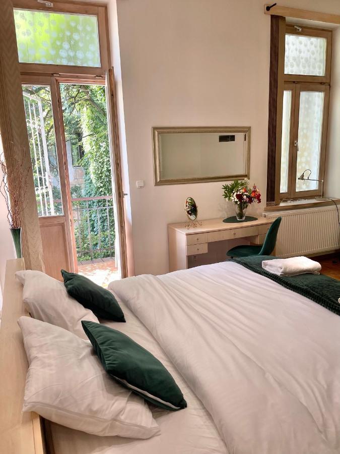 Marka Apartment 8 Krakow Dış mekan fotoğraf